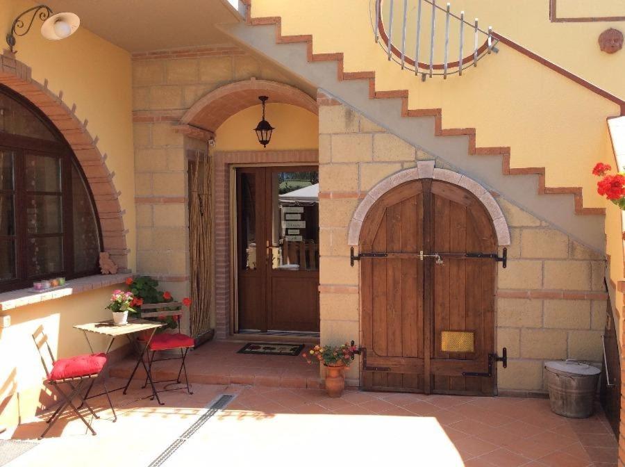 Bed And Breakfast Val Di Lupa Castellina Marittima Eksteriør billede